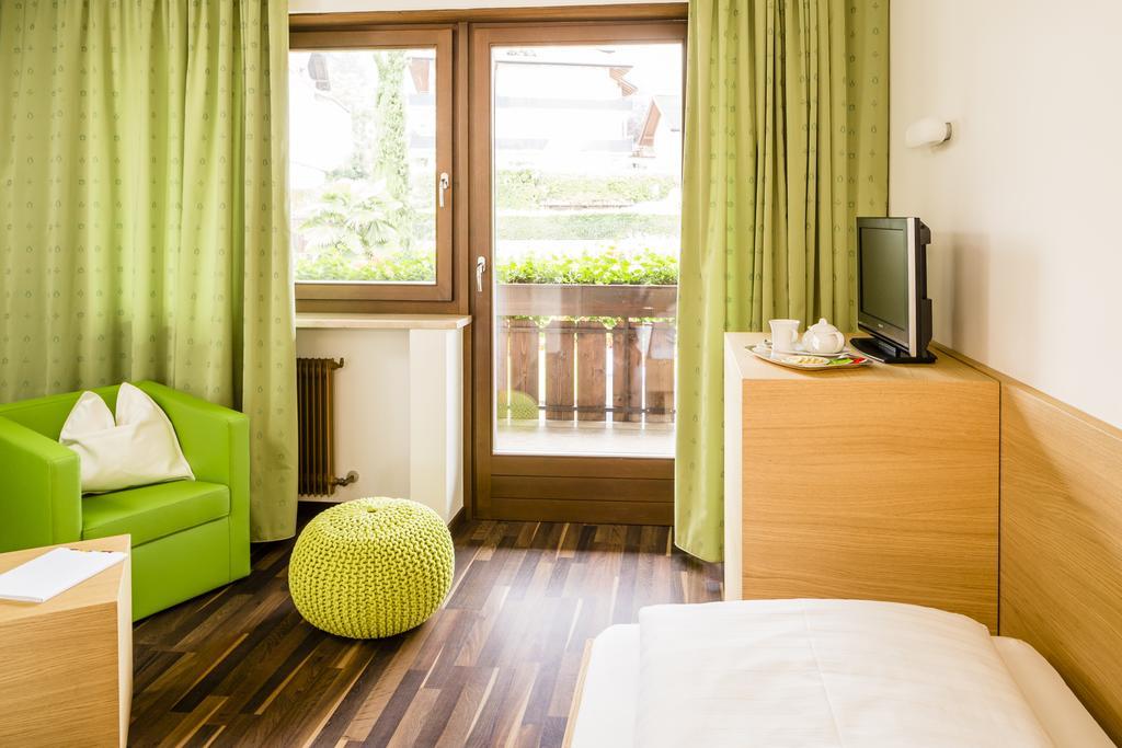 Hotel Arndt Tramin an der Weinstraße Exterior foto